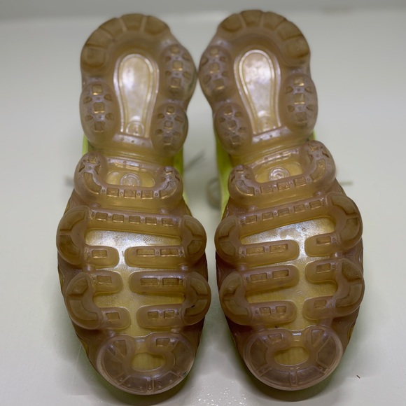 Women’s Nike Air VaporMax 2019 Volt Neon Yellow Running Shoes Size 7.5 - Picture 9 of 15